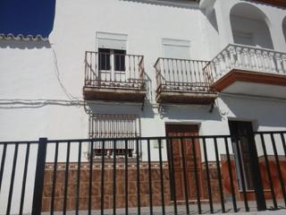 Casa aparellada a Pruna. Cl puerto 61  pruna sevilla