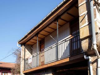 Casa a Corrales de Buelna (Los). Cl san andres los corrales de buelna cantabria