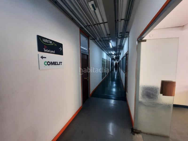 Foto 16f76107-5a42-4ab4-b3f7-0fe7da087096. Oficina en Pozokoetxe Basauri