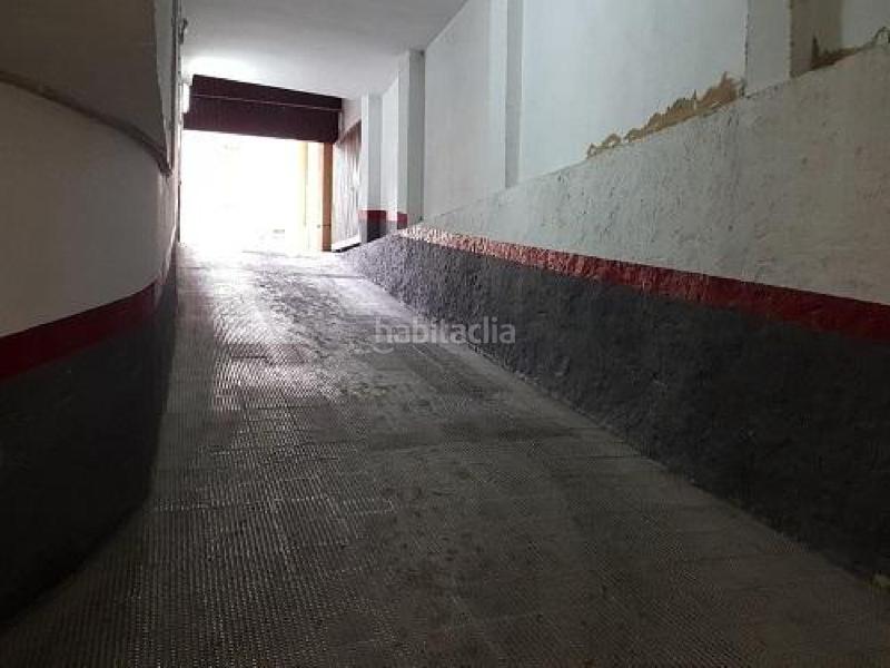 Foto 25e5665f-52a8-4293-ba38-c4833e5f3b79. Parking voiture dans Almansa