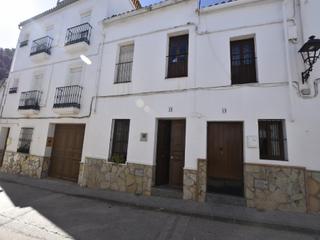 Casa aparellada a Gastor (El). Cl corrales 13  el gastor cadiz