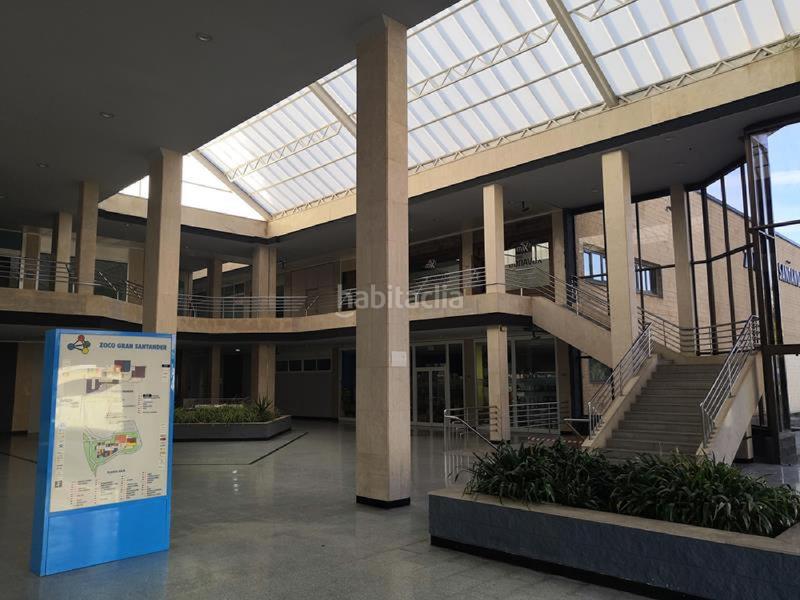 Foto 68db8504-824b-4b4b-83de-12a3660e21c4. Local commercial dans Peñacastillo - Nueva Montaña Santander