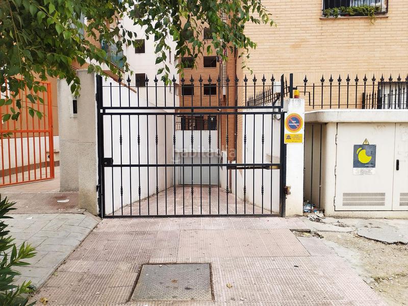 Foto bbe7b1f6-f8a8-4d40-bb72-dd0fc0b0173f. Posto auto in Centro de Especialidades Ocaña