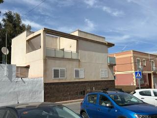 Casa aparellada a Huércal de Almería. Cl huercal  barrio visiedo huercal de almeria almeria