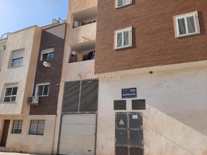 Foto f0fe155f-80e7-46a5-beb8-a57b16aa3309. Aparcament cotxe a Ejido centro Ejido (El)