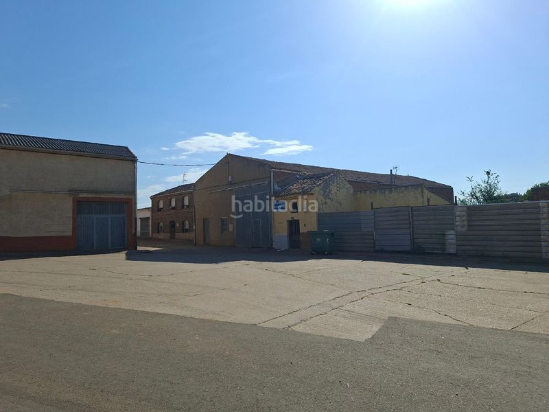 Foto 7076a08a-ea1d-4843-aac9-1b96aa7278a4. Casa a Algadefe
