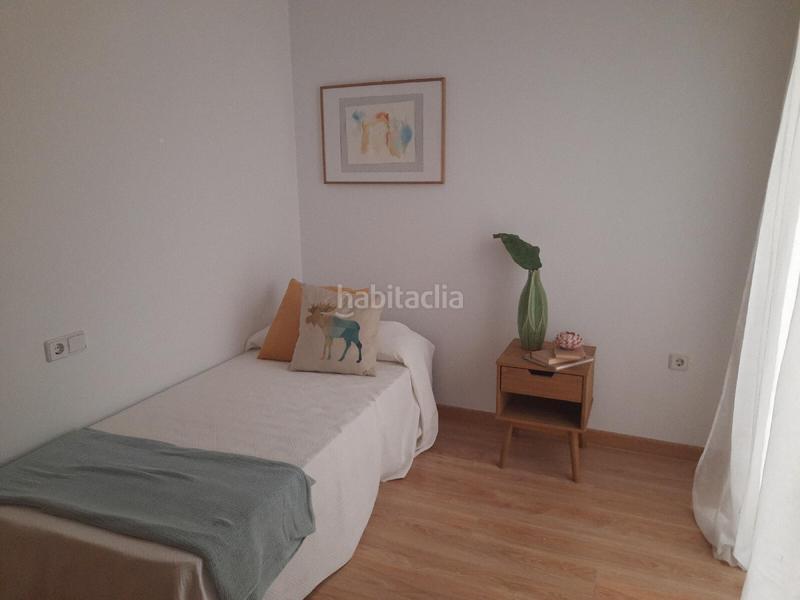 Foto 406786e7-4b39-4b18-ba55-1c52565cbc97. Pis amb aparcament a Centro Elda