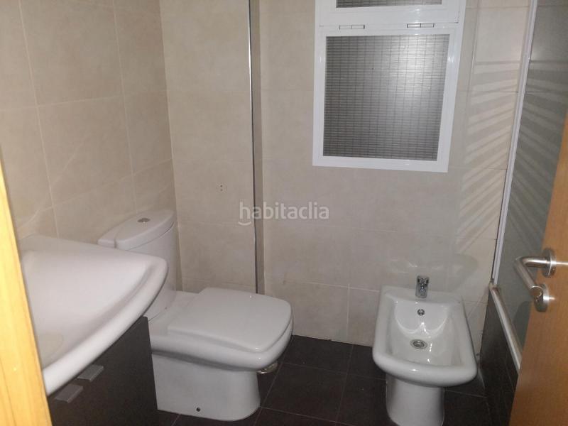Foto 44078e15-2a8f-40fb-9e99-034000e864cf. Pis amb aparcament a Centro Elda