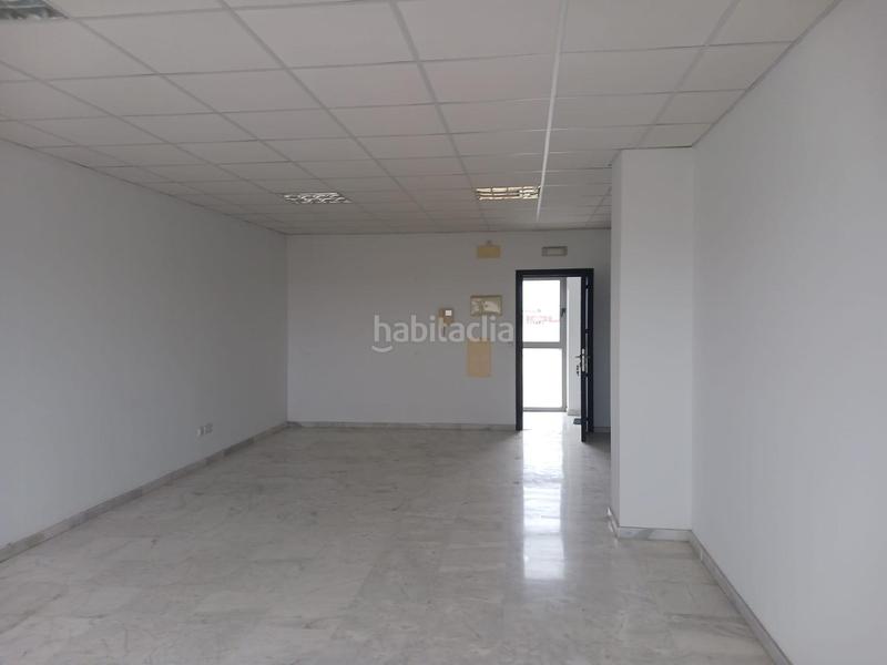 Foto 5dd3e9a3-ffff-46ba-afd1-2046e8fa1192. Oficina sin promocion en Palmete Sevilla
