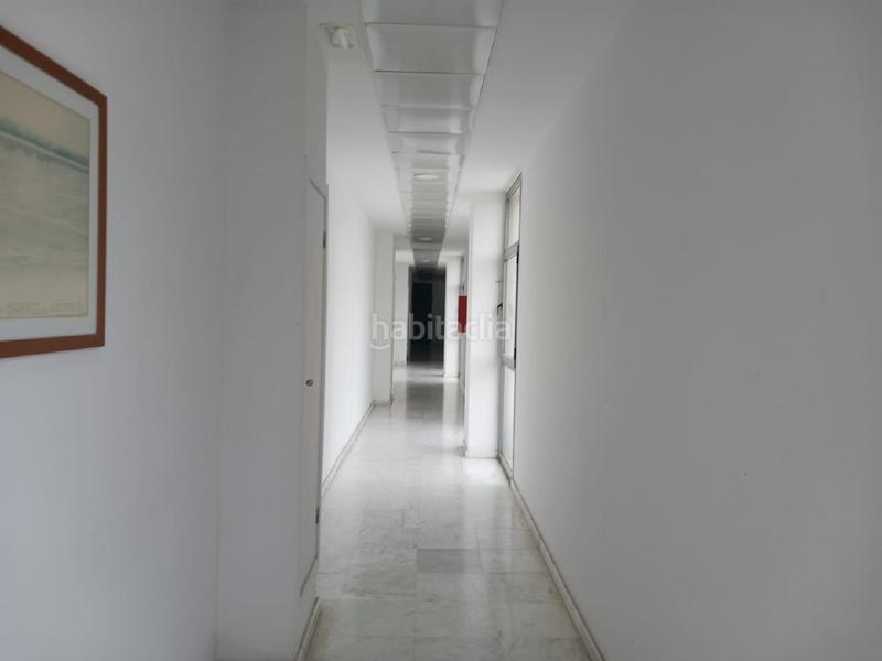 Foto 842a51d8-f21c-4436-8031-3a096f1d32a3. Oficina sin promocion en Palmete Sevilla