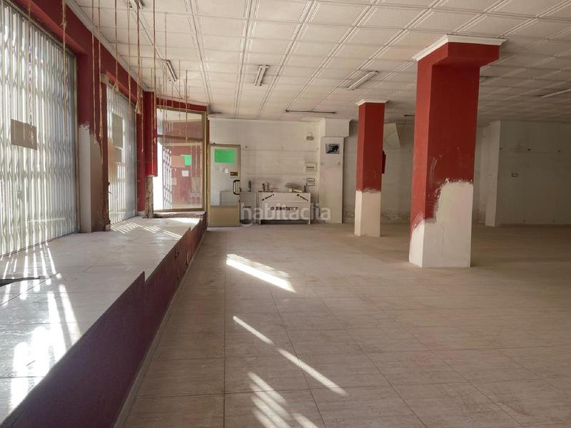 Foto 1664c68f-4005-4635-ab75-098b04484c53. Locale commerciale in Plaza de Toros-Avenida Chapí-Trinquete Elda