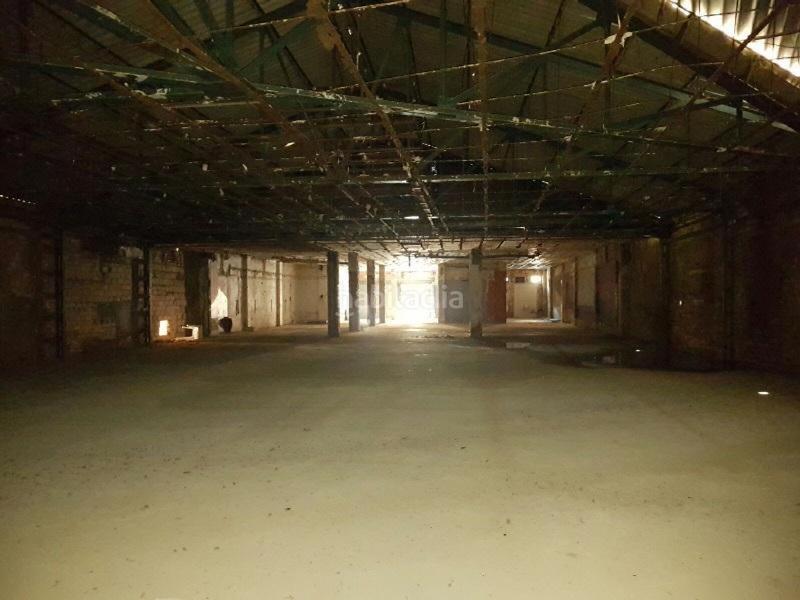 Foto ab84f38f-3d74-4200-9724-c15fef2826a3. Local comercial a Vall d´Uixó (la)