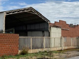 Fabrikhalle in Medina del Campo. Sin promoción