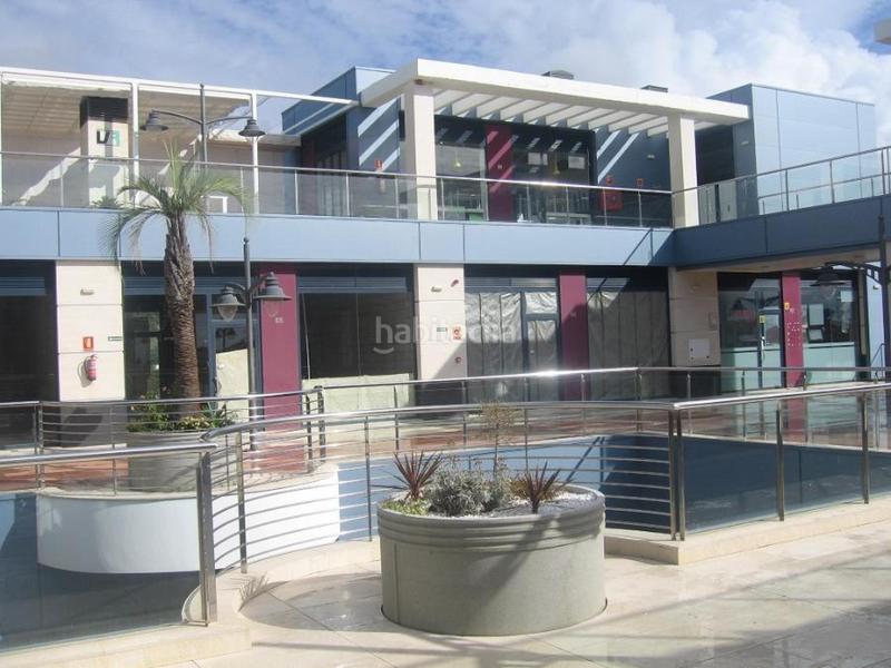 Foto b719f7de-8522-42e6-98bc-fea9637d1eb9. Business premise in La Antilla