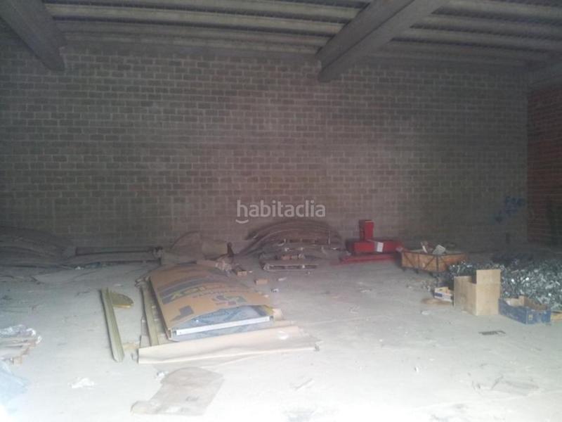 Foto e6b5e6cf-07e9-4fb8-b992-294868d45109. Local comercial centro comercial pontiñas en Lalín