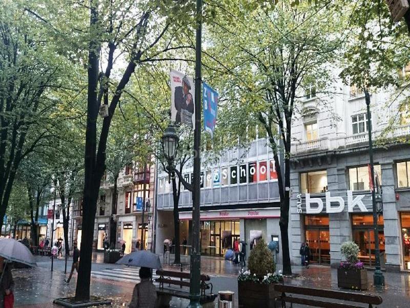 Foto 71c684d7-b2fc-4268-8c21-8efb47dd3993. Local commercial dans Ensanche - Moyua - Diputación Bilbao