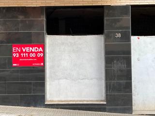 Local commercial à Font Verda. Promoción en granollers