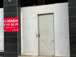 Local commercial à Font Verda. Promoción en granollers