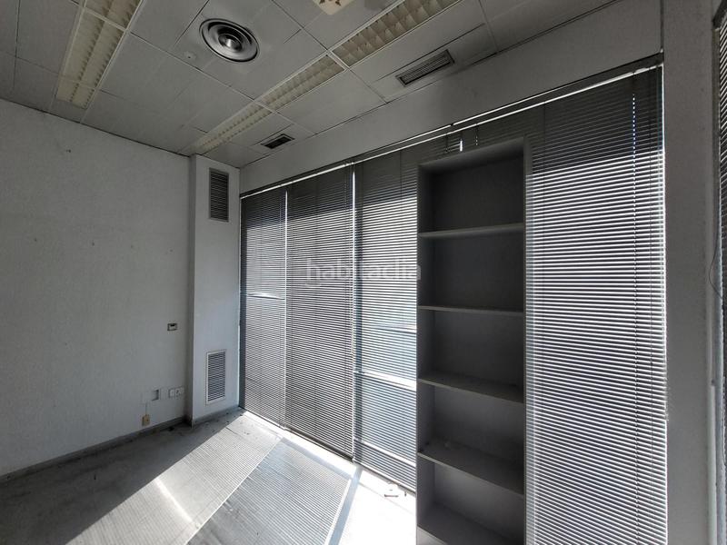 Foto 02d0f969-ad0b-4aeb-a713-9ae7f2b893ac. Nau industrial a Venta del Olivar Zaragoza