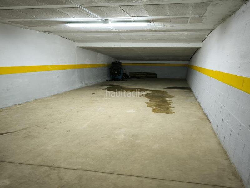 Foto af86b861-5718-4d9a-a3b1-94558700cec0. Parking voiture dans Núcleo urbano Chiclana de la Frontera