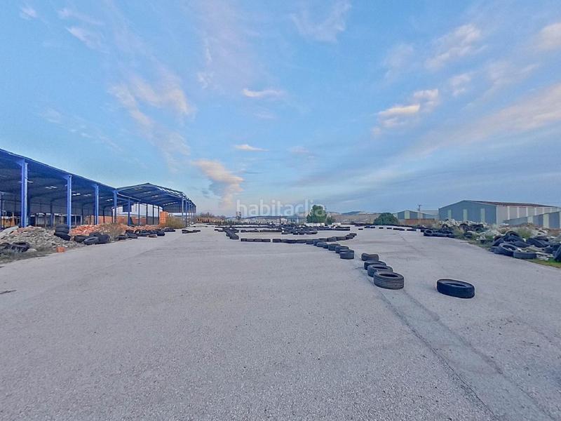 Foto 4f28aab5-3554-42bf-ac62-05b5dc7fc1aa. Bâtiment à usage industriel dans Bailén