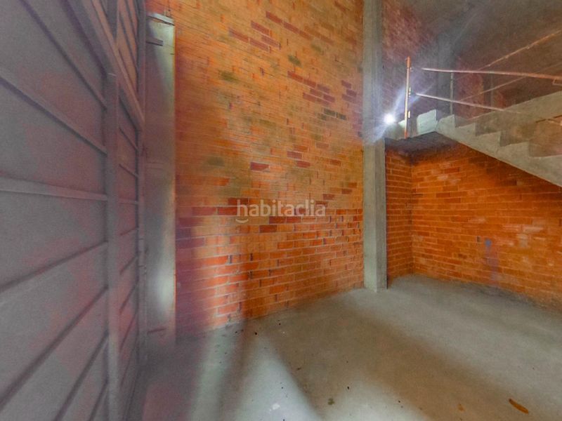 Foto c653e311-7d6d-499e-bcb5-1489564b9eaf. Local comercial a Valls