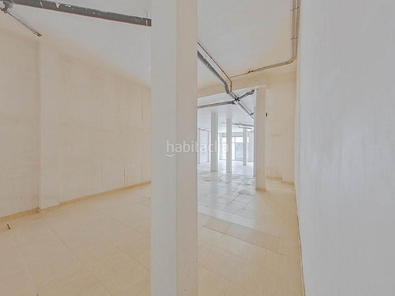 Foto 5f5ca7ec-1fc4-46ea-a63c-d89ad5e5260b. Locale commerciale in Barri Mion - Puigberenguer Manresa