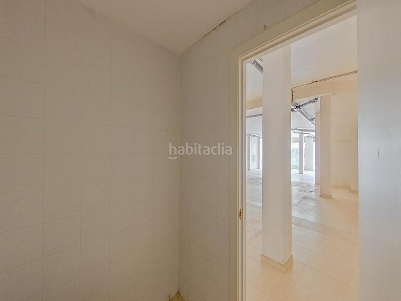 Foto bb05f1c0-409c-48a0-8645-2c86e35bf01a. Locale commerciale in Barri Mion - Puigberenguer Manresa