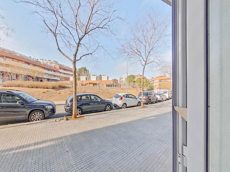 Foto c50de256-21e5-4460-bcf7-569f8ef24cfa. Locale commerciale in Barri Mion - Puigberenguer Manresa