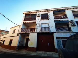 Local commercial à Miguelturra. Cl principes de españa miguelturra ciudad real