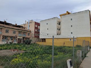 Terreny residencial a San Benito - Patiño. Calle serrano 9b