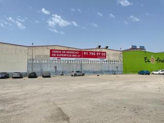 Bâtiment à usage industriel à Avenida Cataluña. Sin promoción