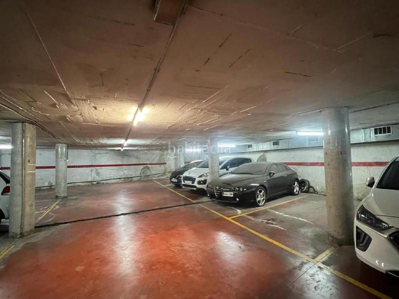 Foto 2e5b6880-e44a-4f93-bea8-2d189c39529b. Parking coche unio en Barri del Centre Terrassa