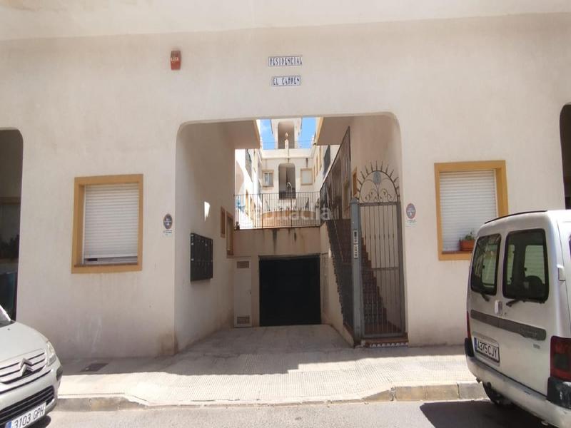 Foto a5d4d8a9-14a6-46b7-97b1-b6badf7a7e84. Autoparkplatz in Catral