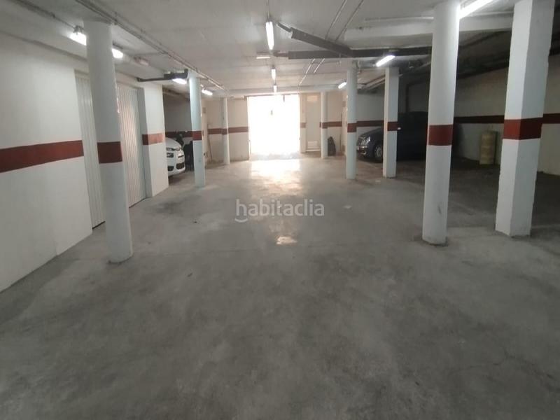 Foto e16495c4-289c-47b8-af7c-76d68c92eaa0. Autoparkplatz in Catral