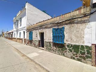Maison à Lora del Río
