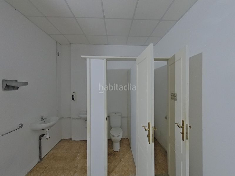 Foto 19bf02f0-0481-4550-b7ef-e0e3682f1520. Local comercial a Bergondo