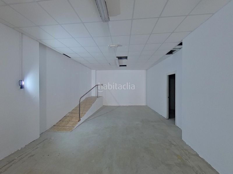 Foto 2aa51a6e-c6ca-4539-bfd9-2ffd0ade255d. Local comercial a Bergondo