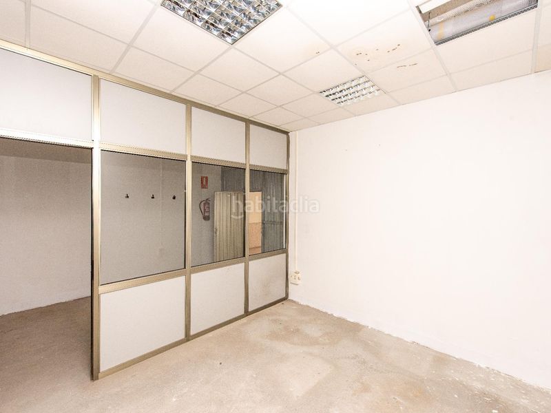 Foto 6c5387ad-9cc3-48e7-96cf-e9ccef568022. Local comercial a Bergondo