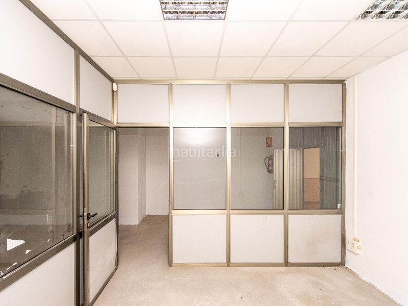 Foto 96127714-b7c3-4b78-9776-c26b232538d8. Local comercial a Bergondo