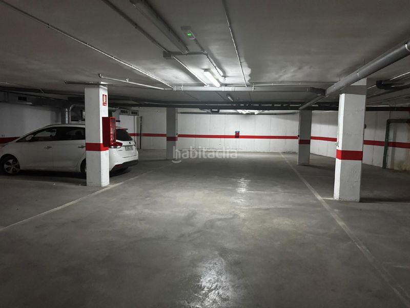 Foto 12a9f18e-8fc0-43d7-93d3-4ae84f0c332a. Aparcament cotxe a Vera ciudad Vera