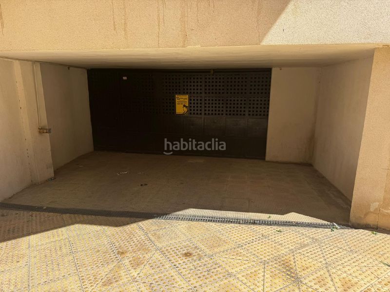 Foto 19a5ce6d-de62-4c8c-87d4-de638adf7d3d. Aparcament cotxe a Vera ciudad Vera