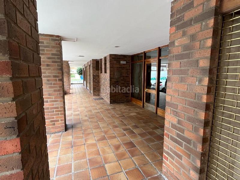 Foto e4650354-a84a-442a-985e-aa5bdc4b02ac. Local comercial a Alisal - San Román Santander