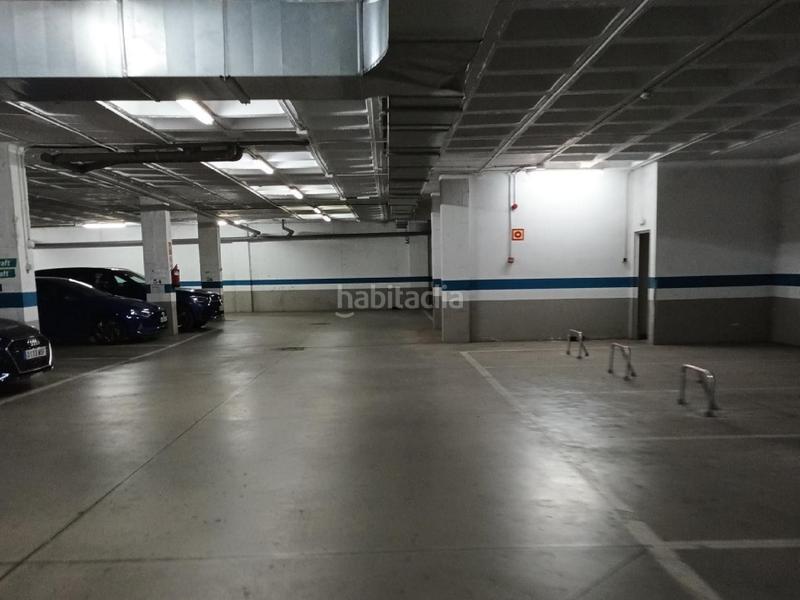 Foto 798291f7-33f3-4630-a8ed-7abee4304de6. Parking coche c alcalde angel arroyosn en El Rosón-Kelvinator Getafe