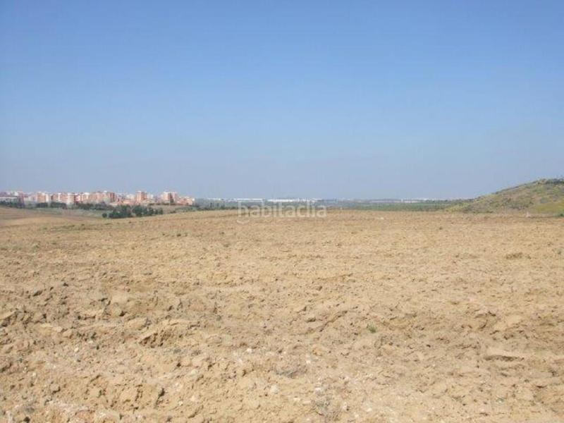 Foto 912d1279-7a3e-49a0-81a3-94e9579d1957. Terreny residencial a Sudeste Industrial Fuenlabrada