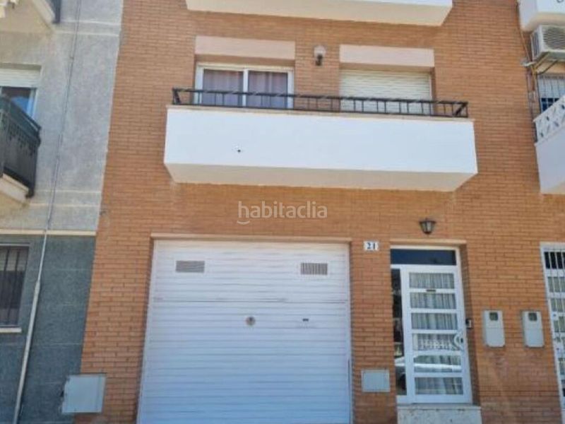 Foto 2f9572e7-3f2a-4cfa-8a5b-1d4ea05b80ac. Casa a Santa Maria-l´Eixample-Sud Sumella Cubelles