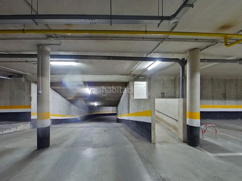 Foto 0741bc6c-91d9-4b81-984d-85ad74324323. Aparcament cotxe a Hospital Valdemoro