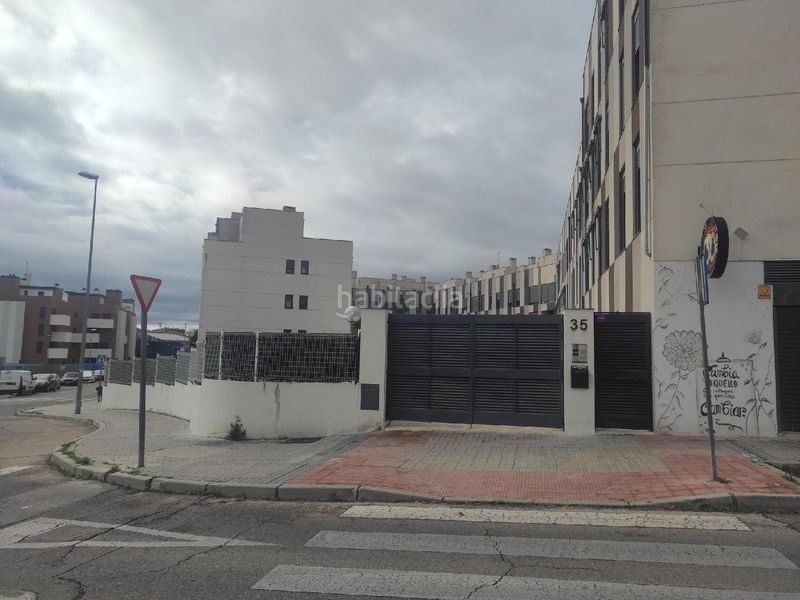Foto b7315fd3-8df2-480b-abfd-9c19f43bed46. Aparcament cotxe a Hospital Valdemoro