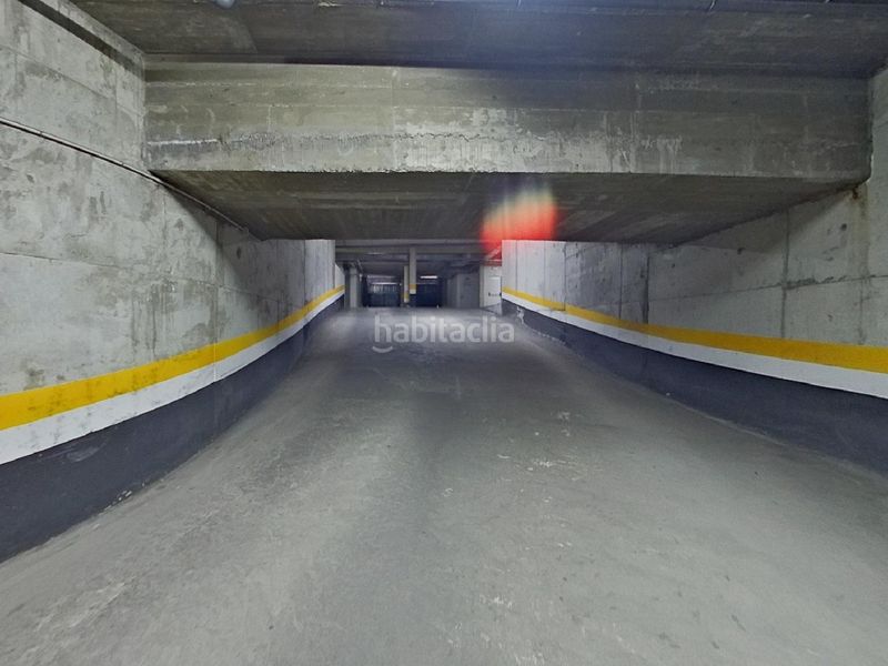 Foto b7290fc2-9eea-496e-b9e3-b58c95a4c2db. Aparcament cotxe a Hospital Valdemoro