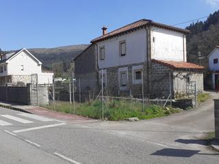 Terreny residencial a San Felices de Buelna. Suelo urbano,